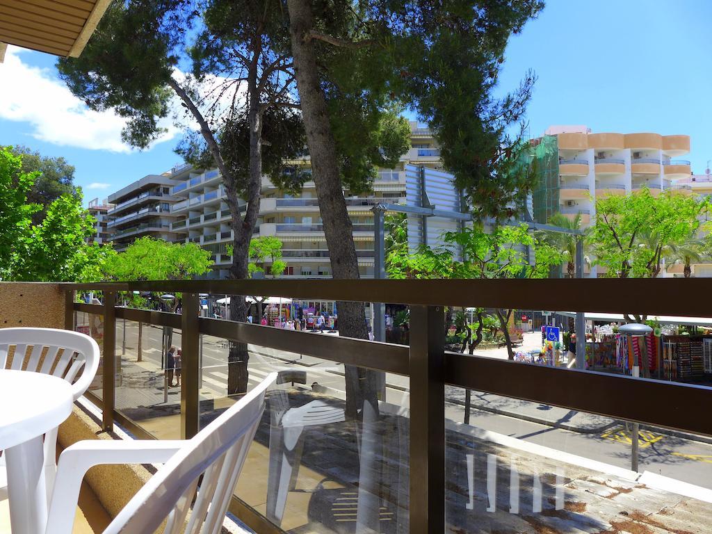Rentalmar Diplomatic Park Salou Room photo